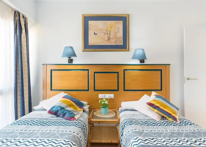 Key-wise La Mar Sala Primera Linea De Playa Con Parking Incluido Y Piscinas * פואנגירולה